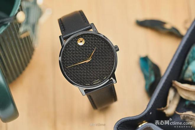 就好了！热门冰蓝面、吸睛鹦鹉绿超高颜值爱了凯发K8国际娱乐年轻人的第一块表从这里选(图6)