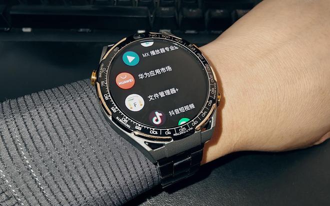 性价比推荐2款必入备受推崇全智能手表k8凯发网站2024年智能手表超高(图3)